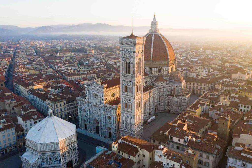 DuomoElegant Apartment In The Center Of Florenz Exterior foto